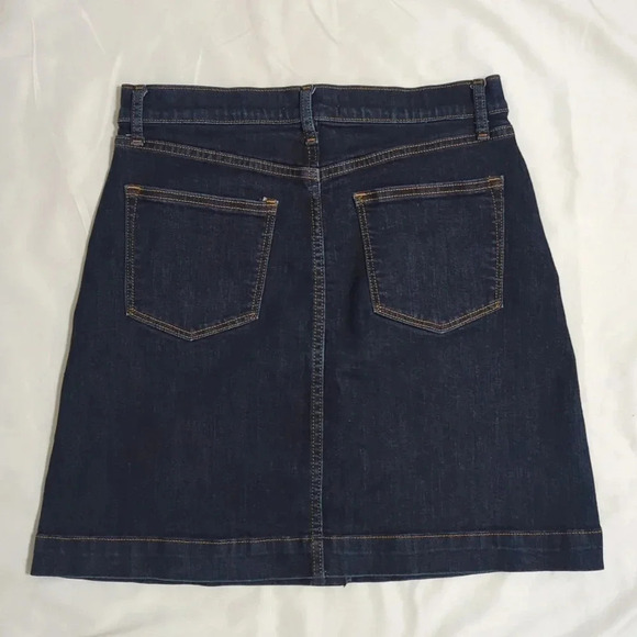 Gap High-Waisted Button-Front Mini Jean Skirt, Color Scottie Size 29T - Picture 3 of 12